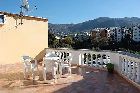 Sleeps 2 Air Con Appartement Sorrento